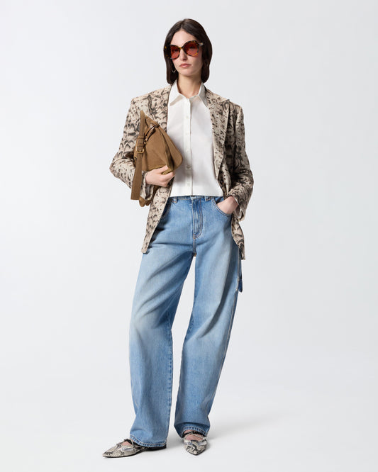 Cropped shirt with gathered back
