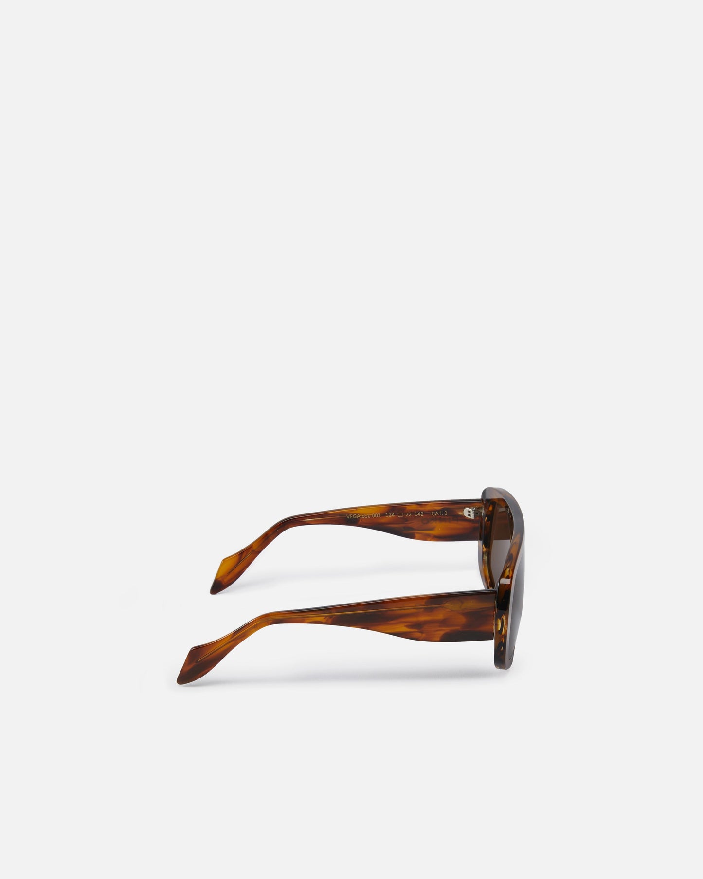 Oversized mask sunglasses