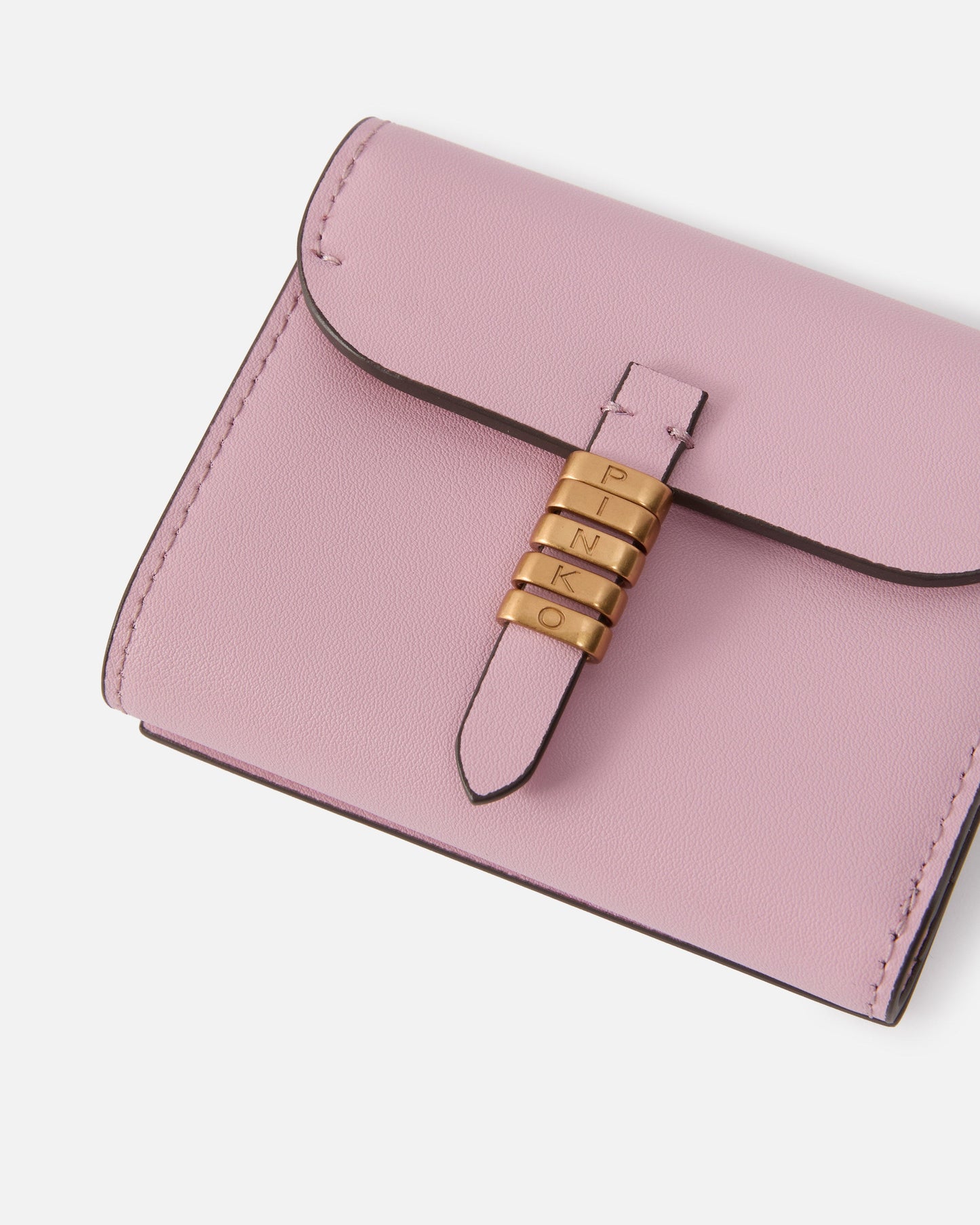 Leather wallet with logo lettering