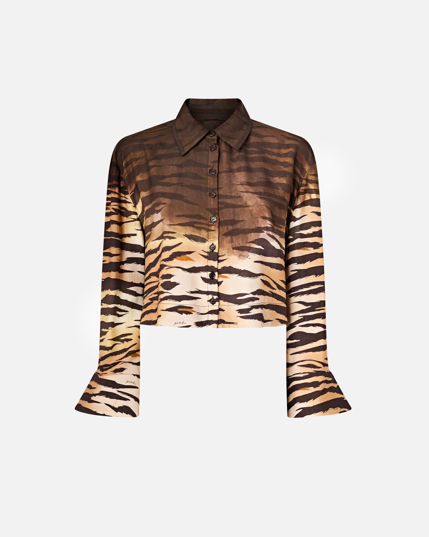 Cropped shirt with animal print