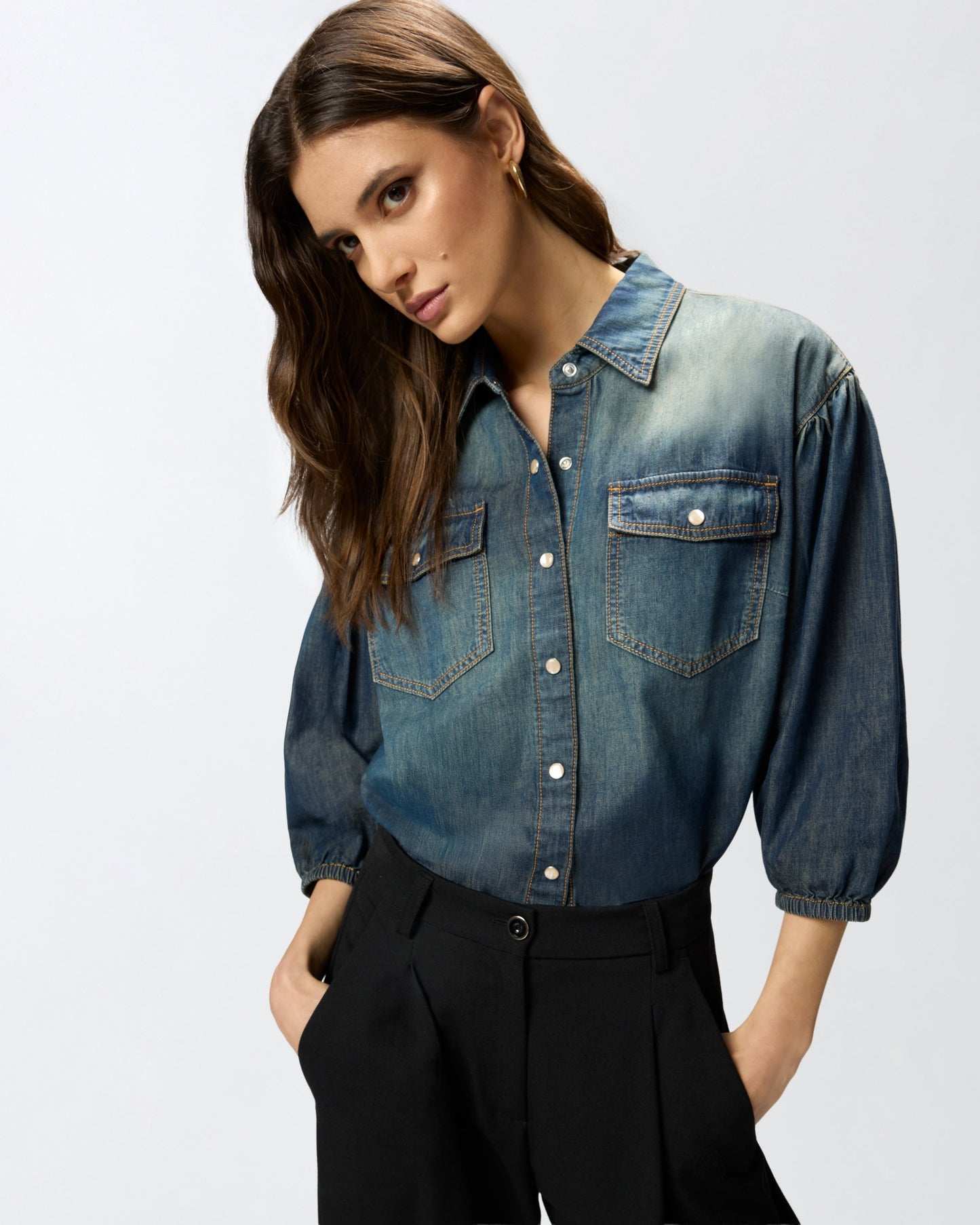 Denim shirt with balloon sleeves