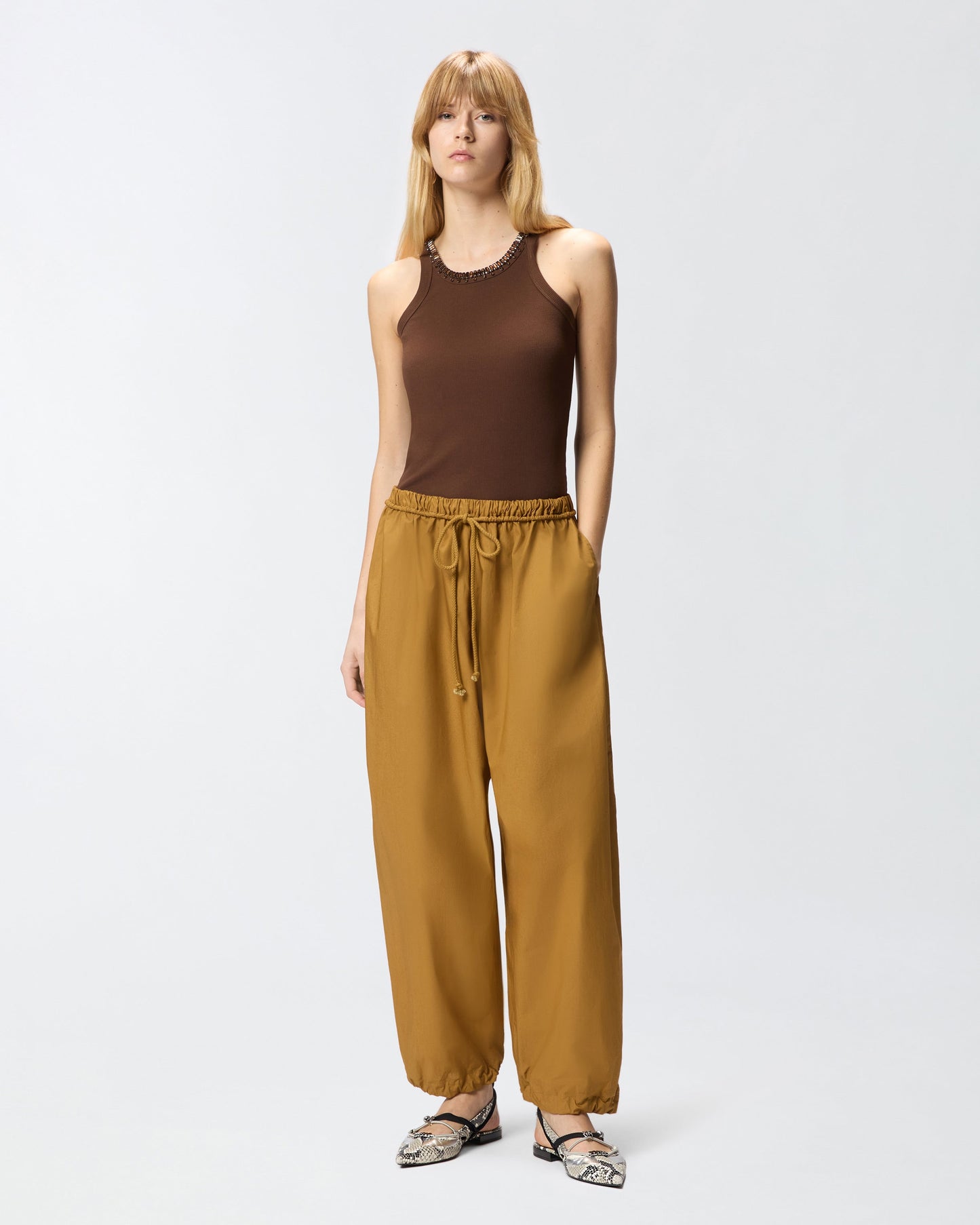 Wide-leg trousers with tie