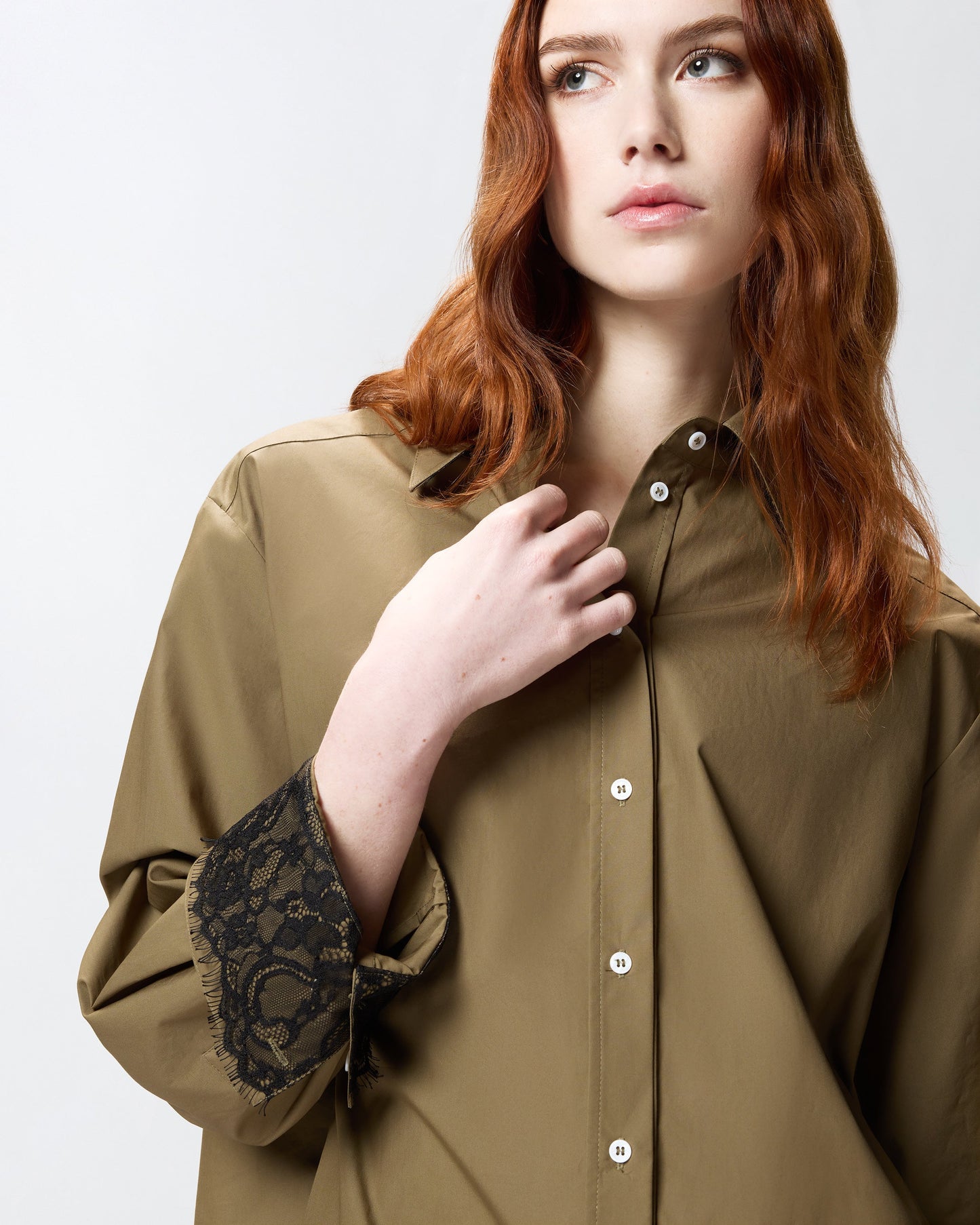 Poplin shirt with lace details