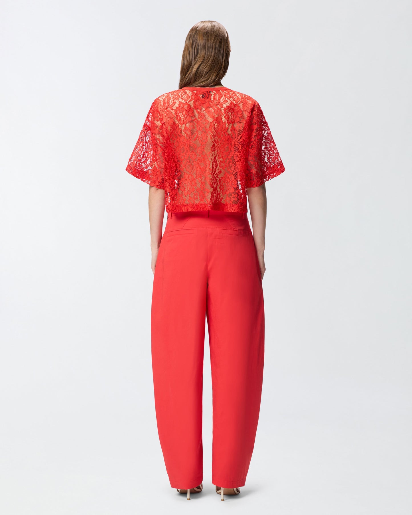 Cropped lace t-shirt