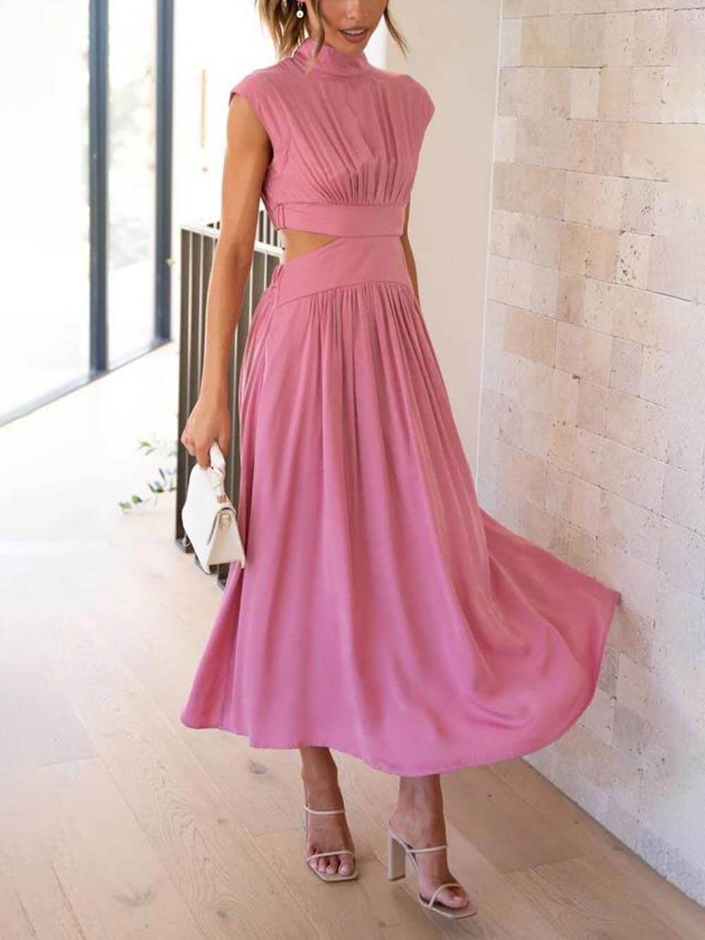 Urlaubs-Midikleid mit Cut-Out und Taschen