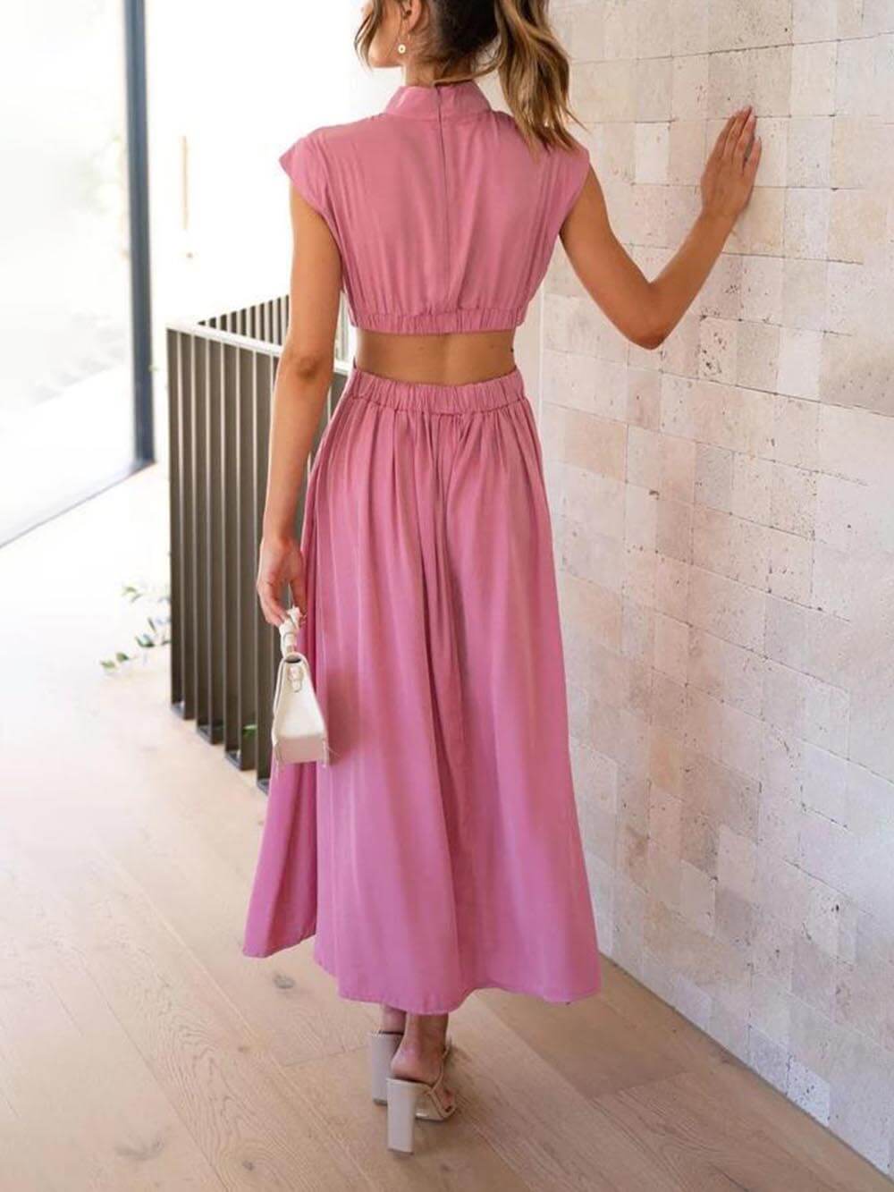 Urlaubs-Midikleid mit Cut-Out und Taschen