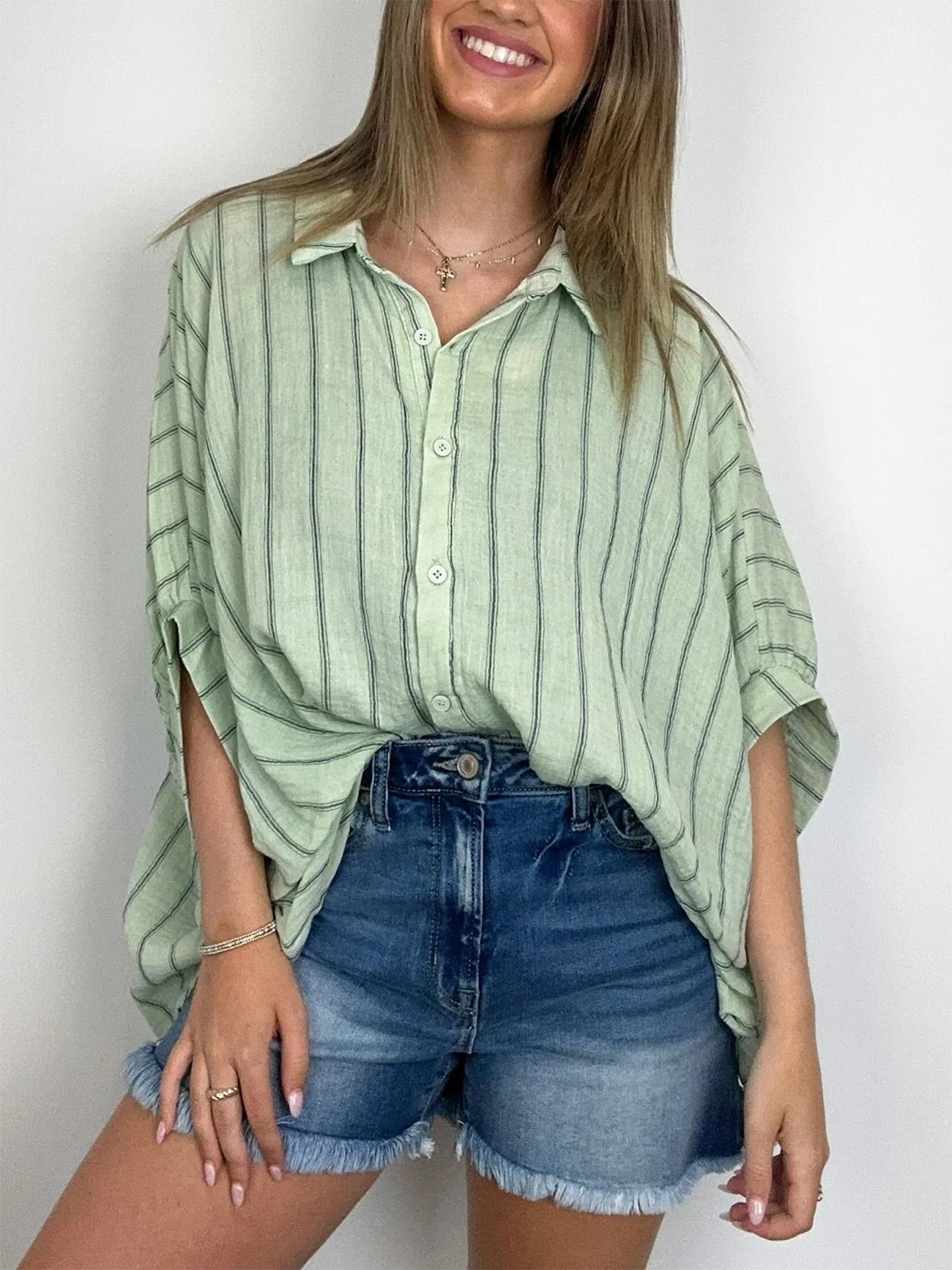 Damen Oversized Gestreiftes Button-Down-Oberteil (2 kaufen, kostenloser Versand)