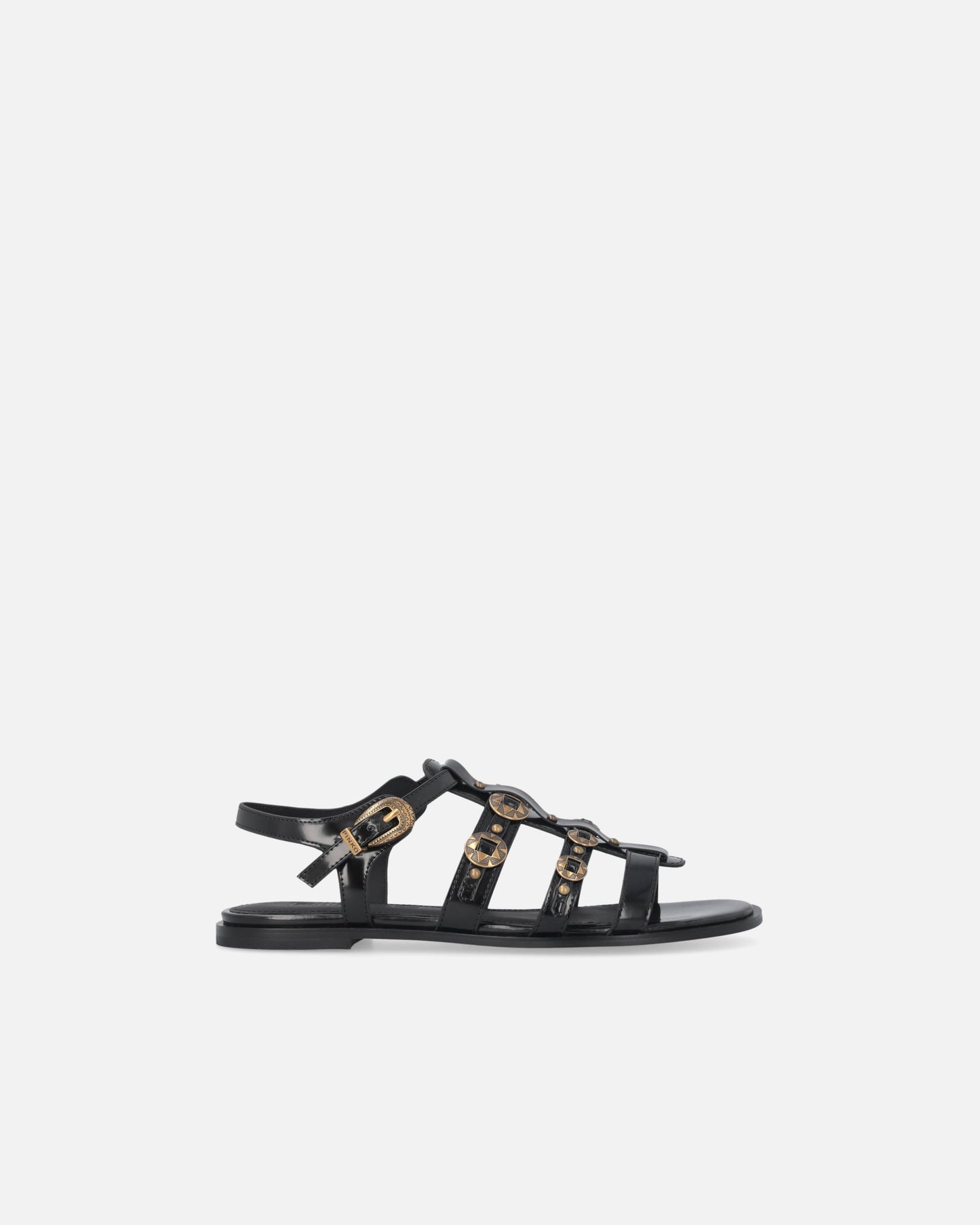 Flat sandals with straps and studs