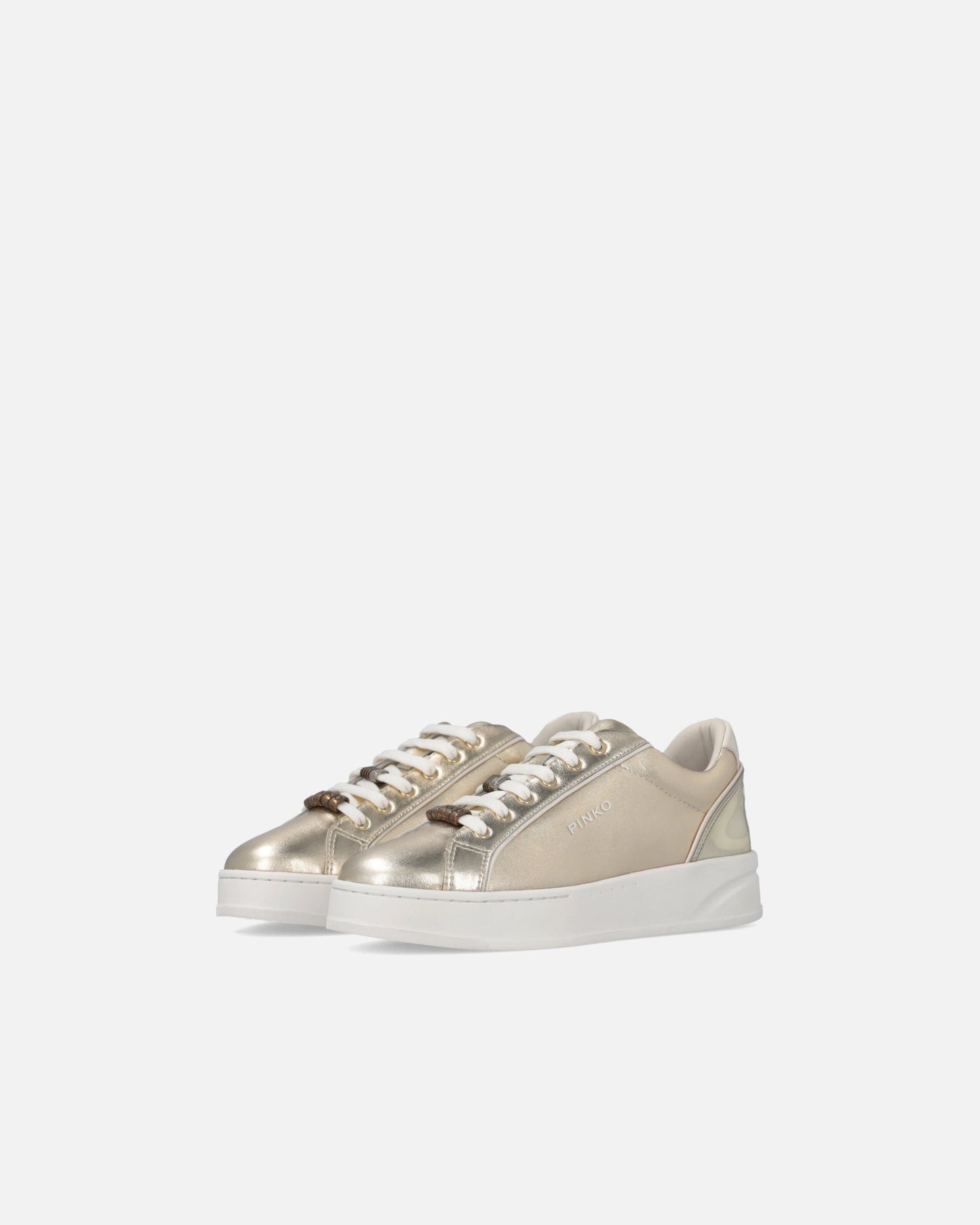 Laminated sneakers with logo