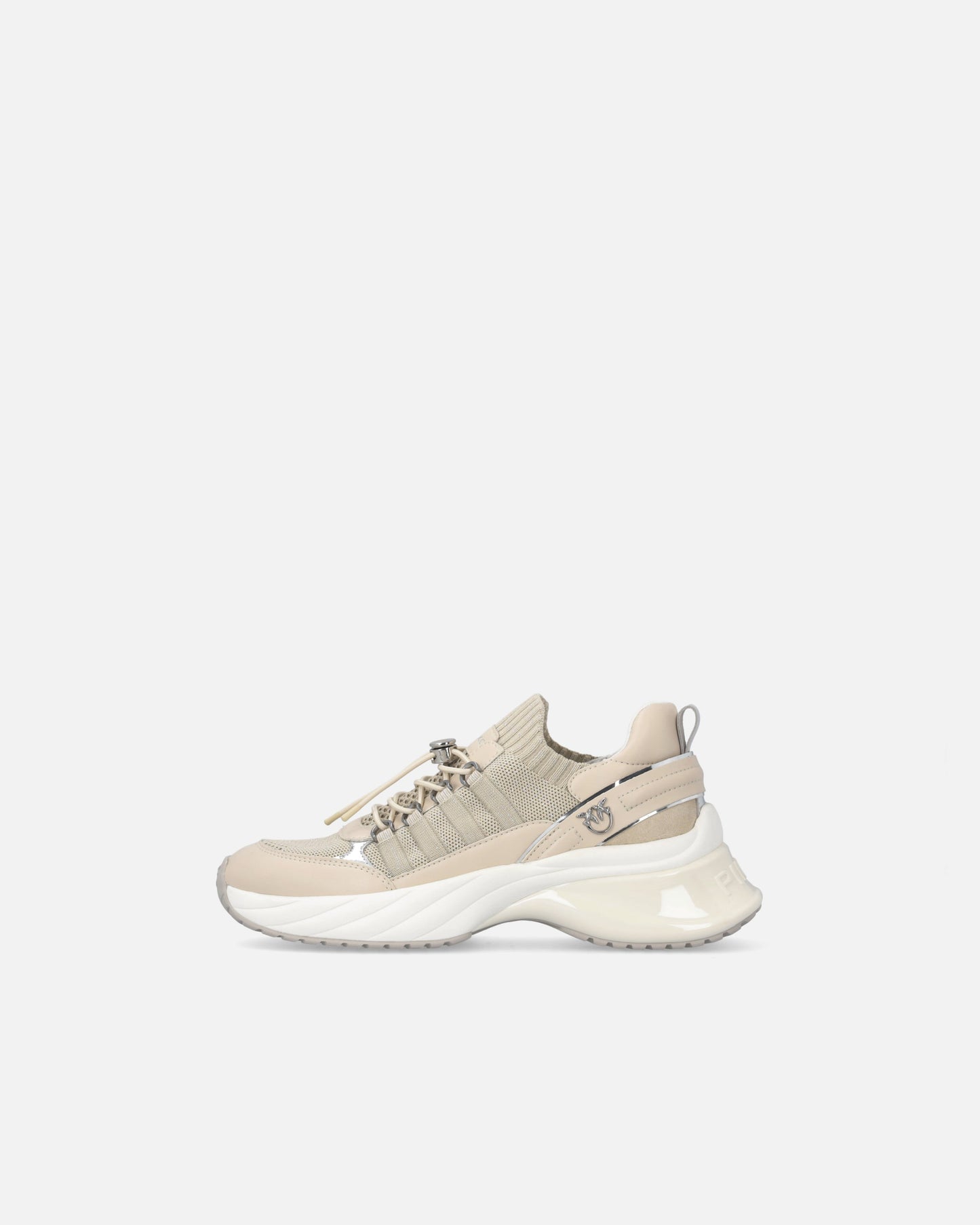 Knitted sneakers with laces and cord lock
